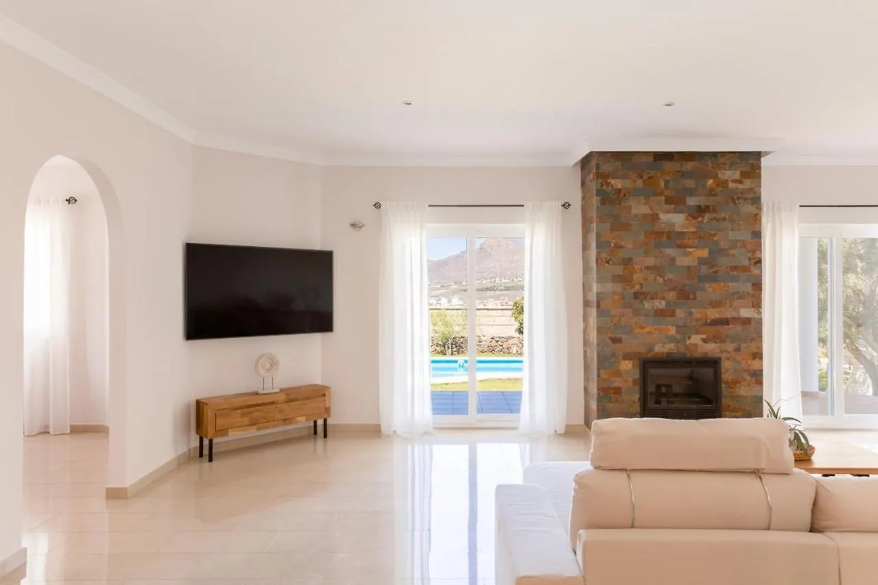 Modern Villa With Private Pool And Mountain Views Arona  0*, Arona (Tenerife)