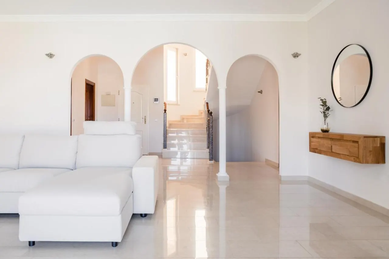 Modern Villa With Private Pool And Mountain Views Arona