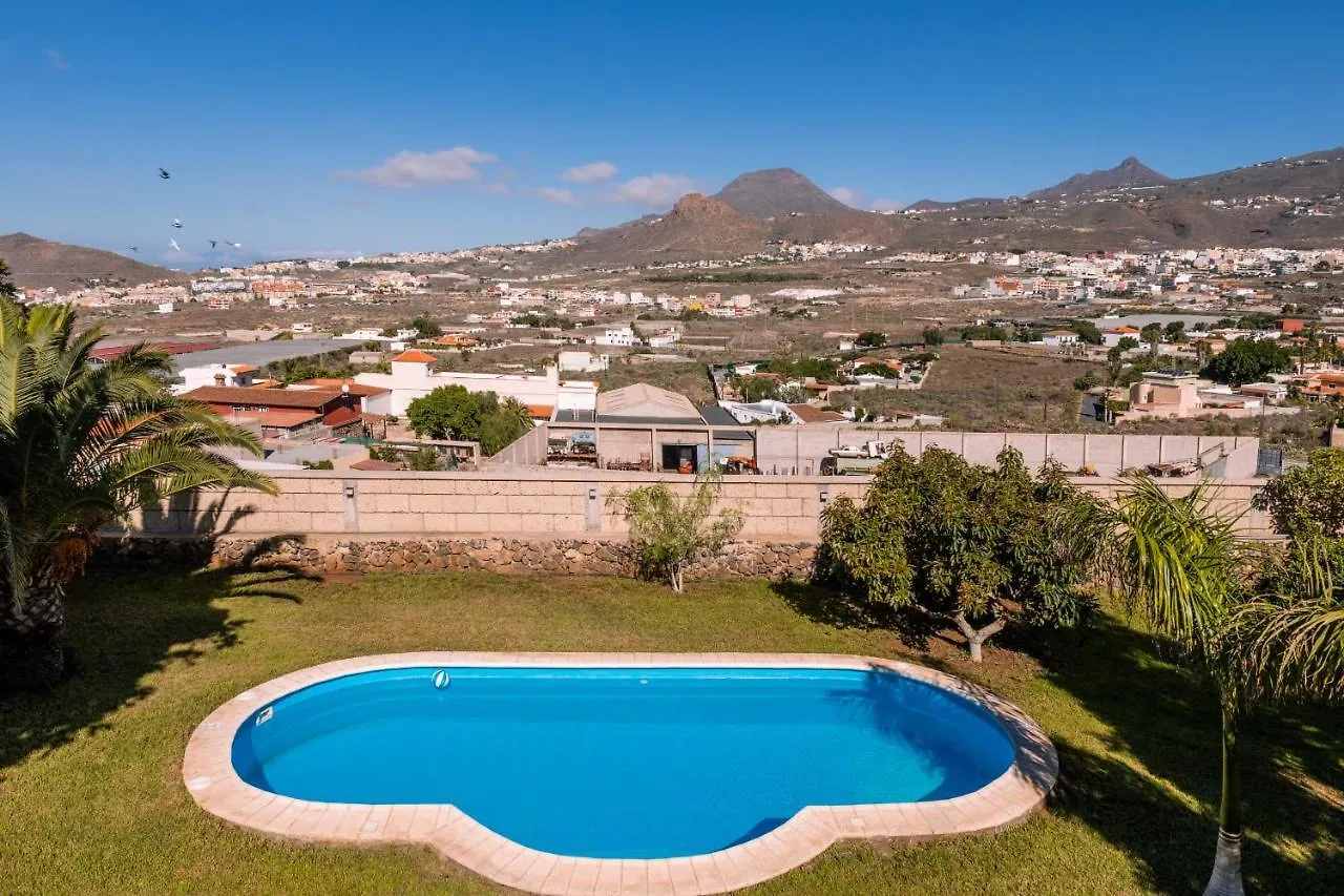 Modern Villa With Private Pool And Mountain Views Arona  0*, Arona (Tenerife)