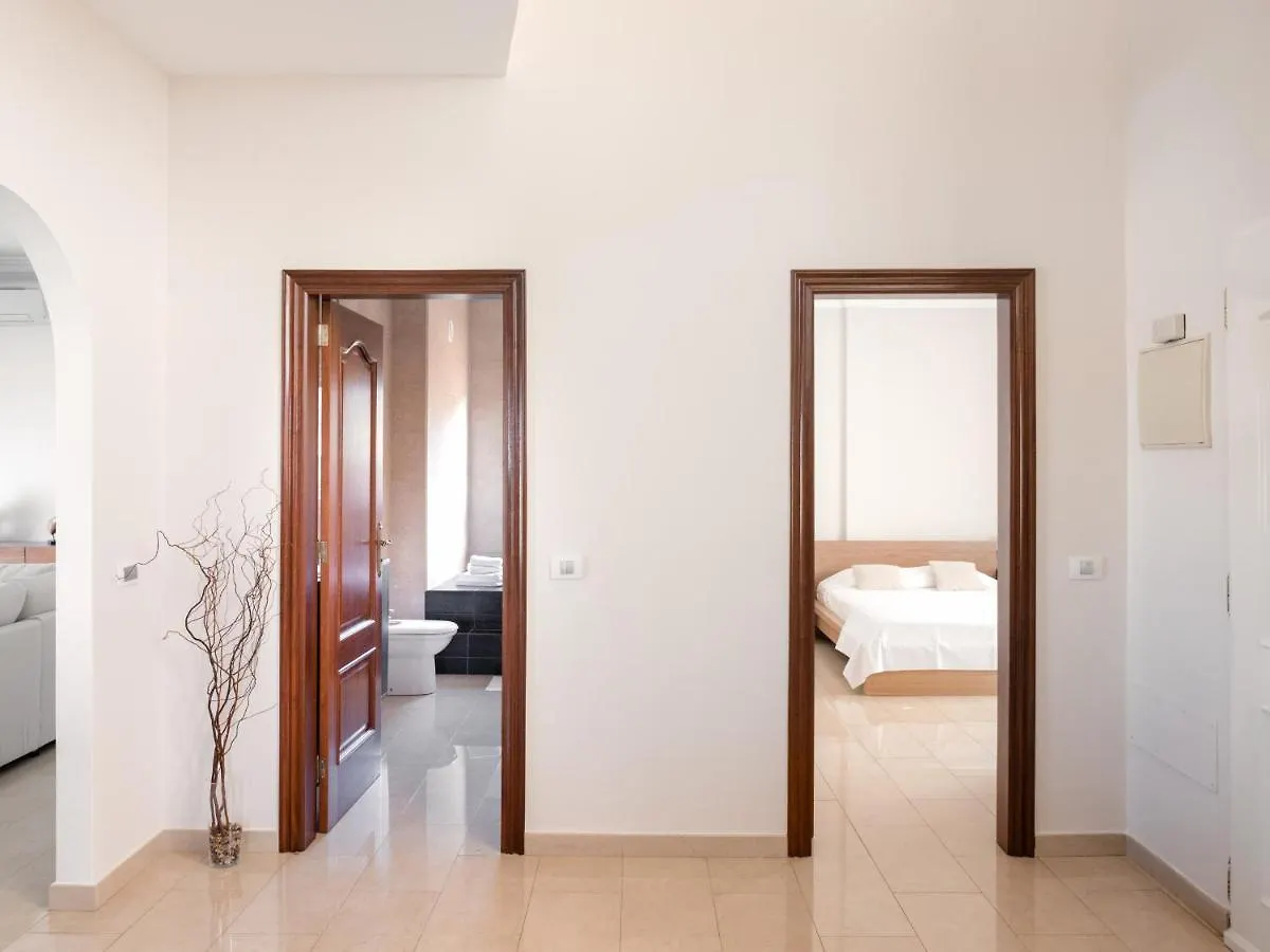 Modern Villa With Private Pool And Mountain Views أرونا